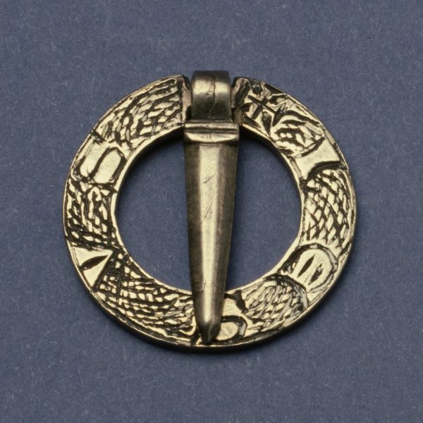 Beast Frieze Ring Brooch