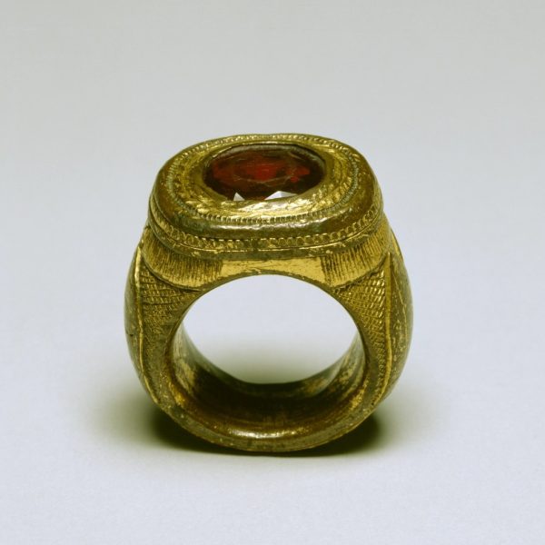 Chased Gold Garnet Signet