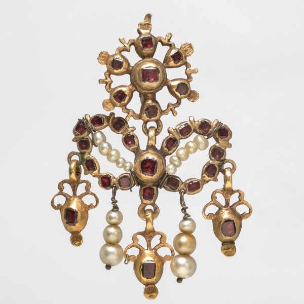 Garnet Girandole Pendant