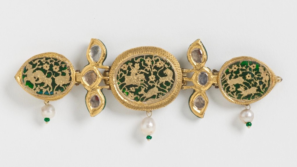 Green Enamel Hunt Armlet