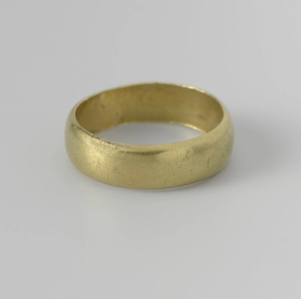 Heavy Rounded Yellow Band