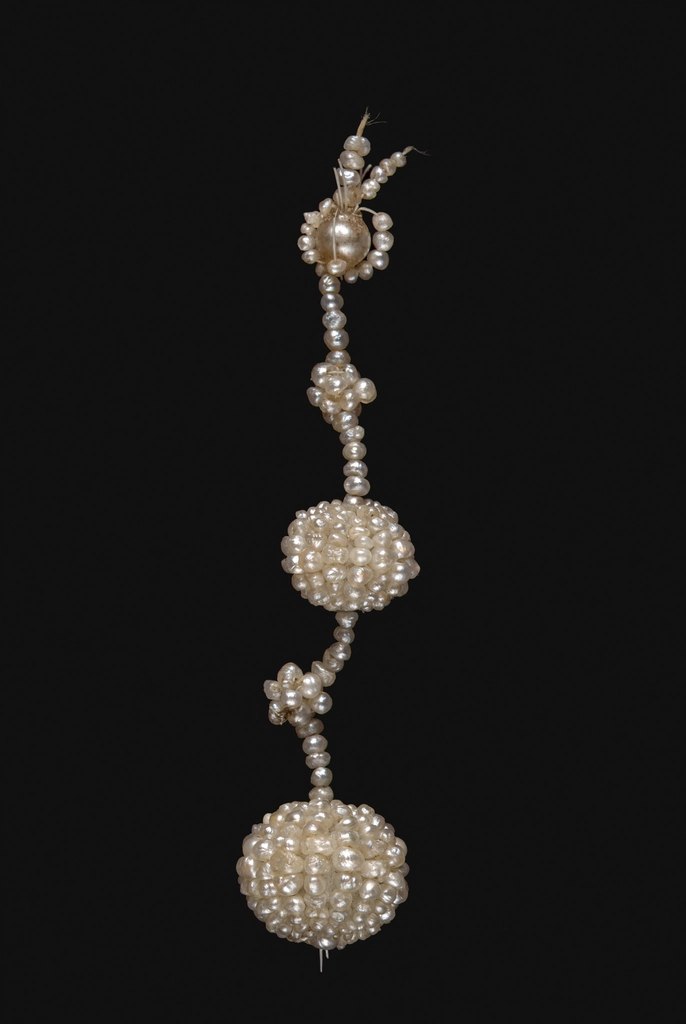 Pearl Cluster Tassel Earring