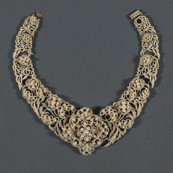 Seed Pearl Lace Collar