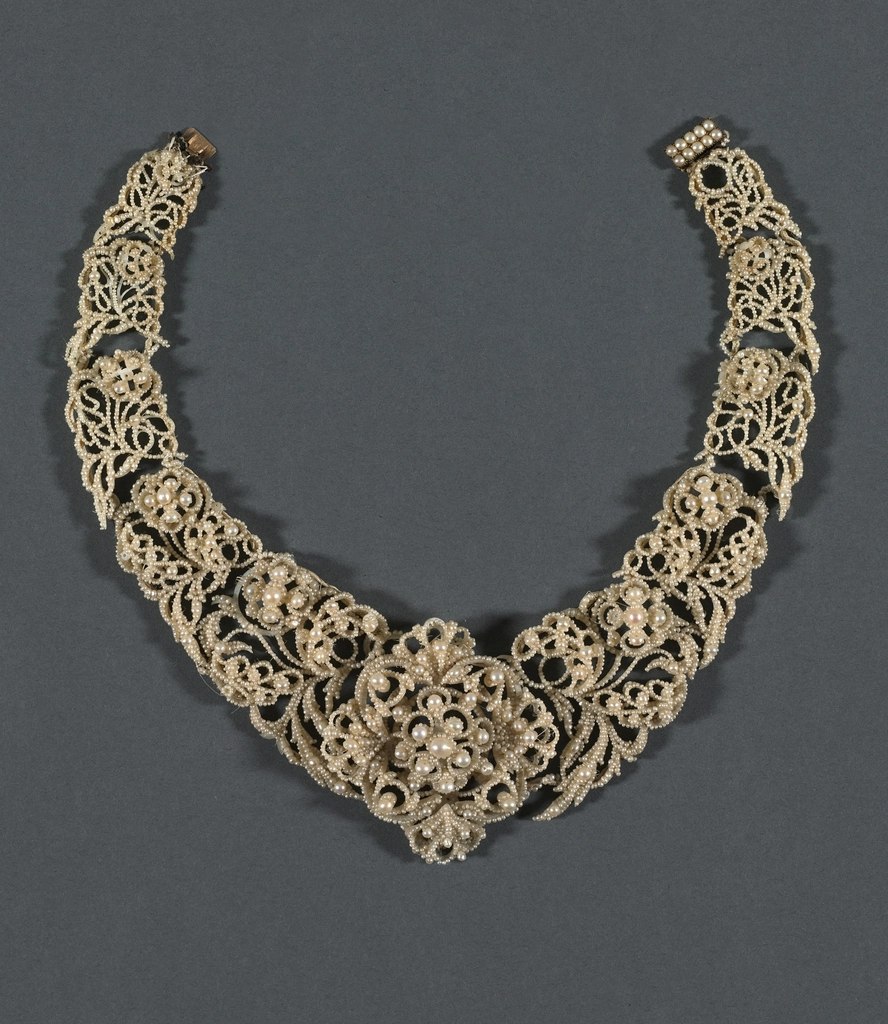 Seed Pearl Lace Collar