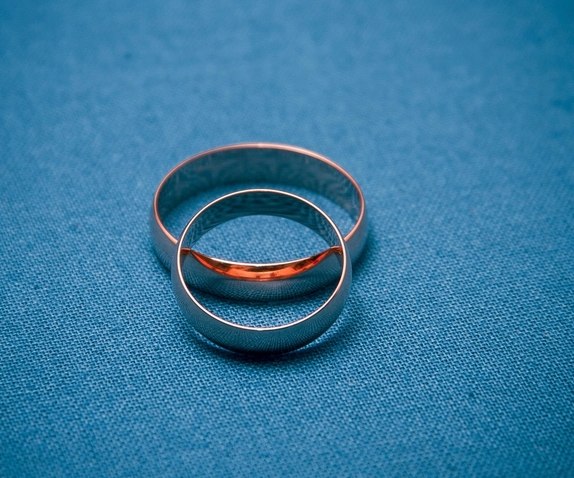 Vesper Two-Tone Vow Bands